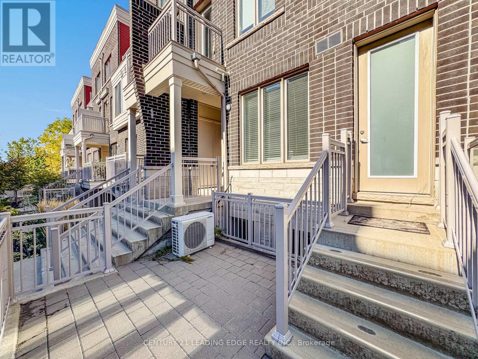 20 - 140 Long Branch Avenue, Toronto, Ontario  M8W 0B1 - Photo 9 - W12462330