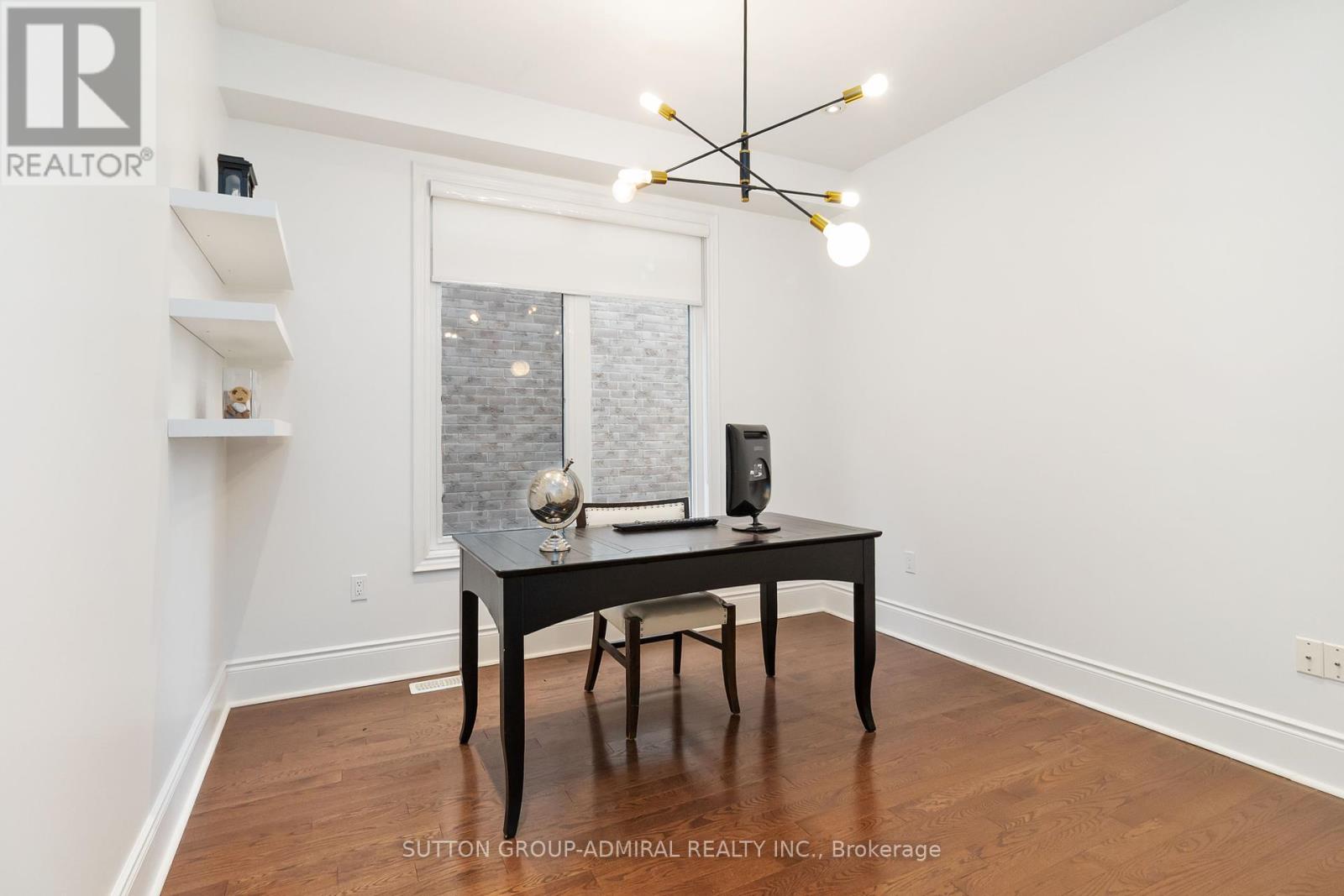 3301 Skipton Lane, Oakville, Ontario  L6M 0K2 - Photo 21 - W12462333