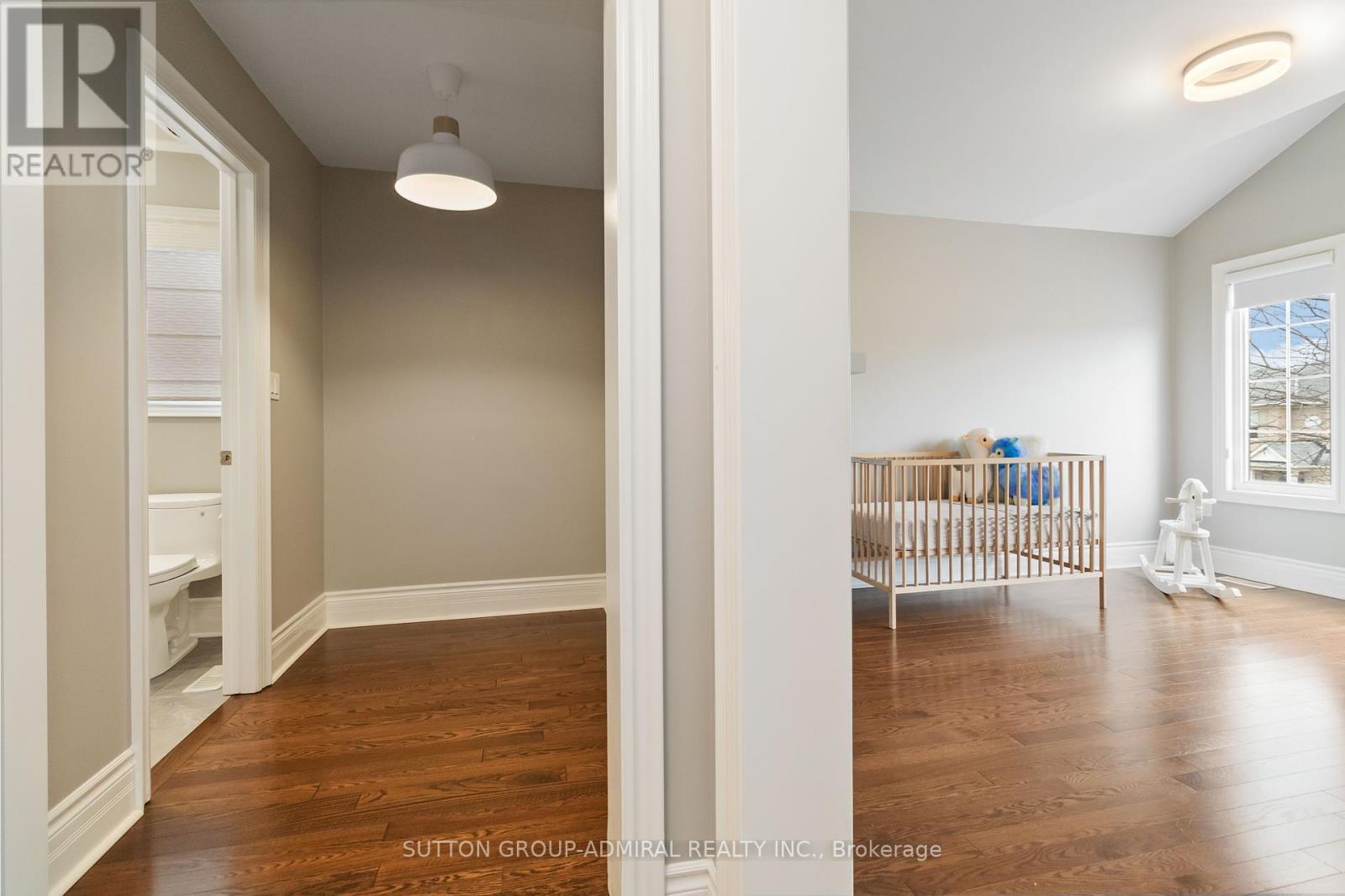3301 Skipton Lane, Oakville, Ontario  L6M 0K2 - Photo 38 - W12462333