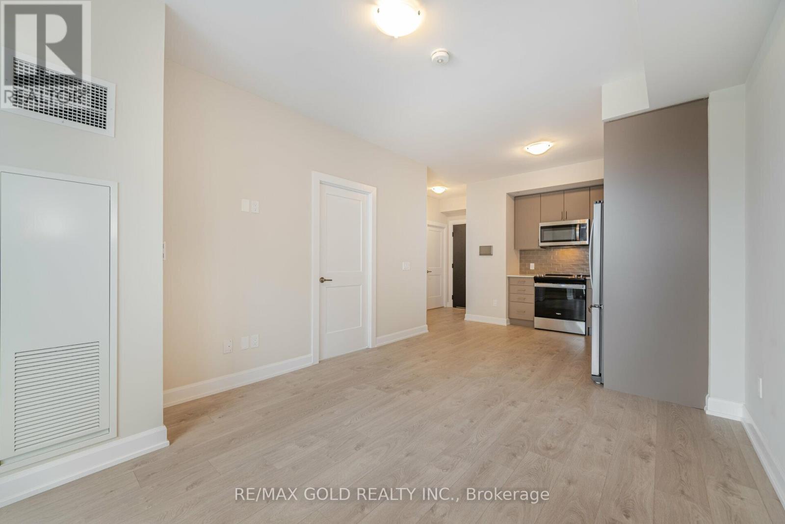 817 - 3220 William Coltson Avenue E, Oakville, Ontario  L6H 7X9 - Photo 12 - W12462336