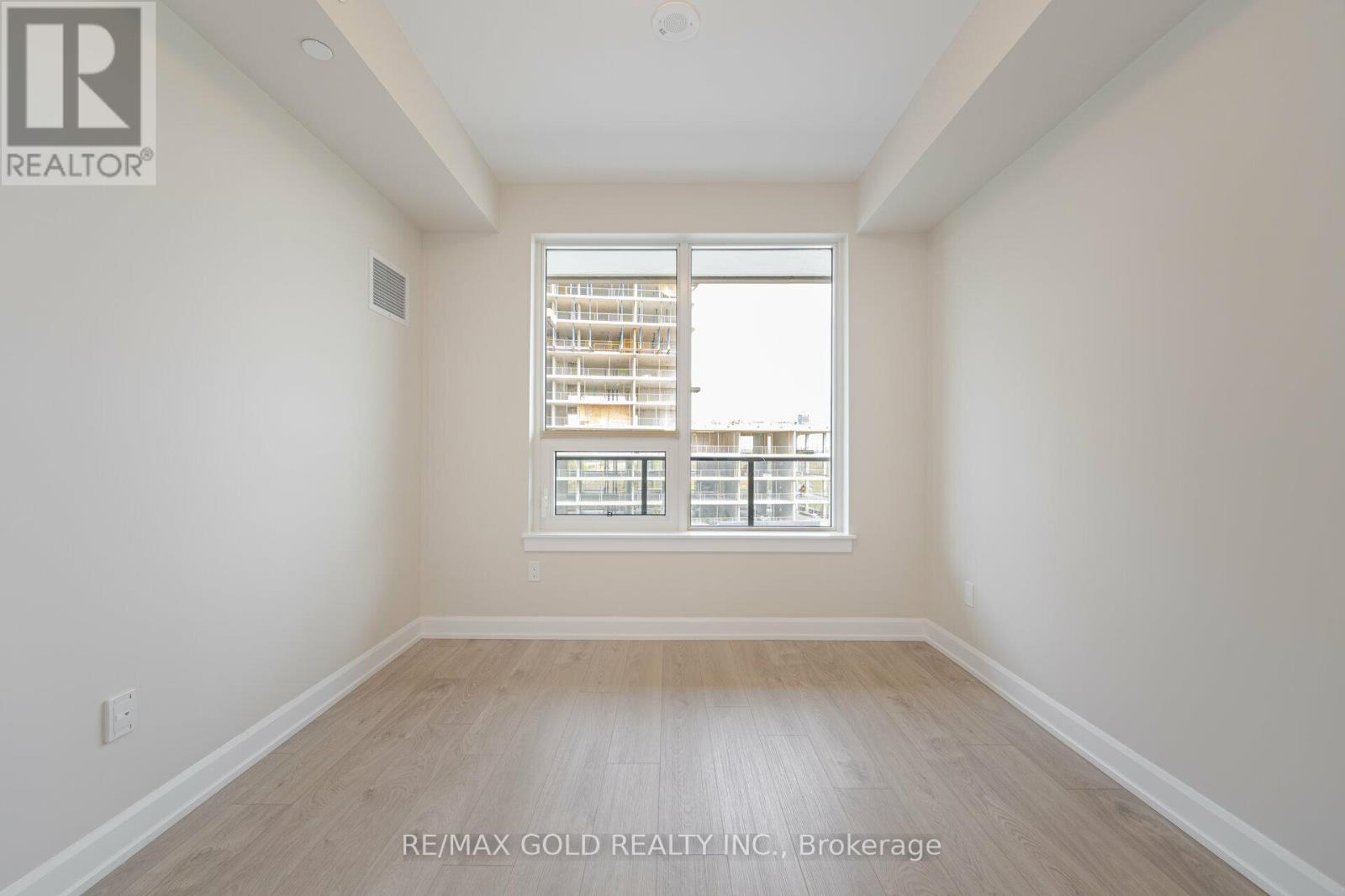 817 - 3220 William Coltson Avenue E, Oakville, Ontario  L6H 7X9 - Photo 14 - W12462336