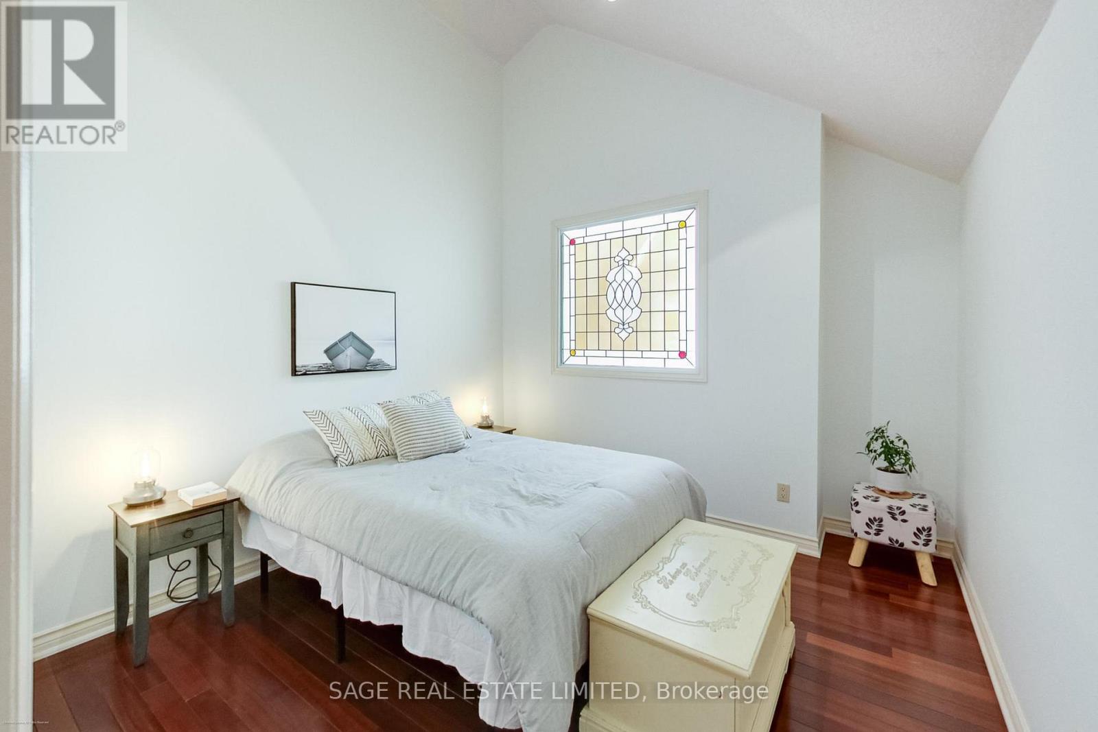 4143 Tapestry Trail, Mississauga, Ontario  L4W 4E4 - Photo 29 - W12462373