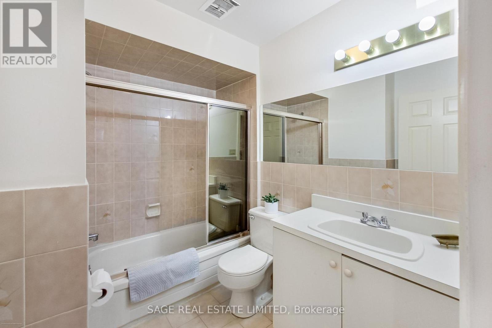 4143 Tapestry Trail, Mississauga, Ontario  L4W 4E4 - Photo 41 - W12462373