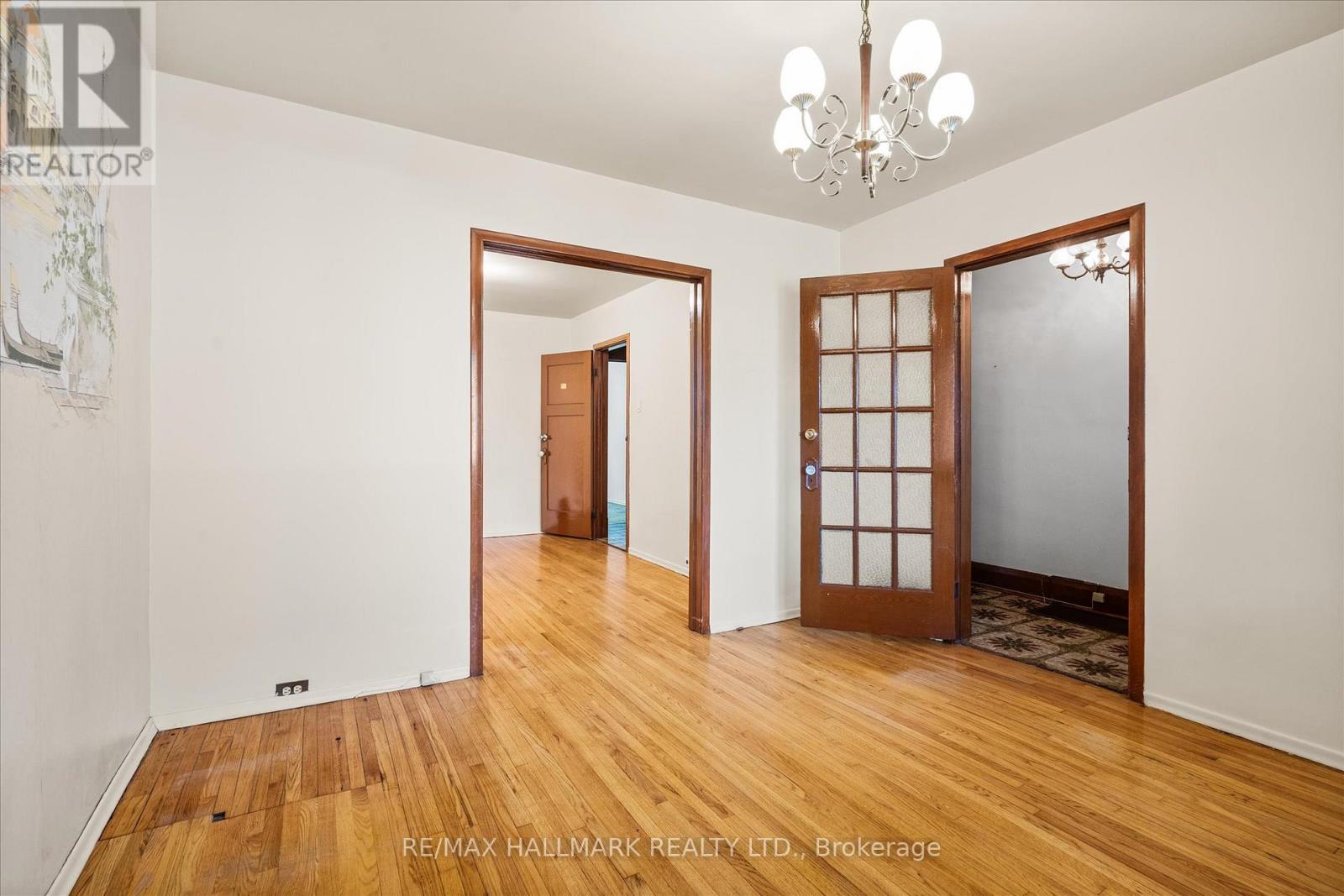 93 Nairn Avenue, Toronto, Ontario  M6E 4G9 - Photo 11 - W12462415
