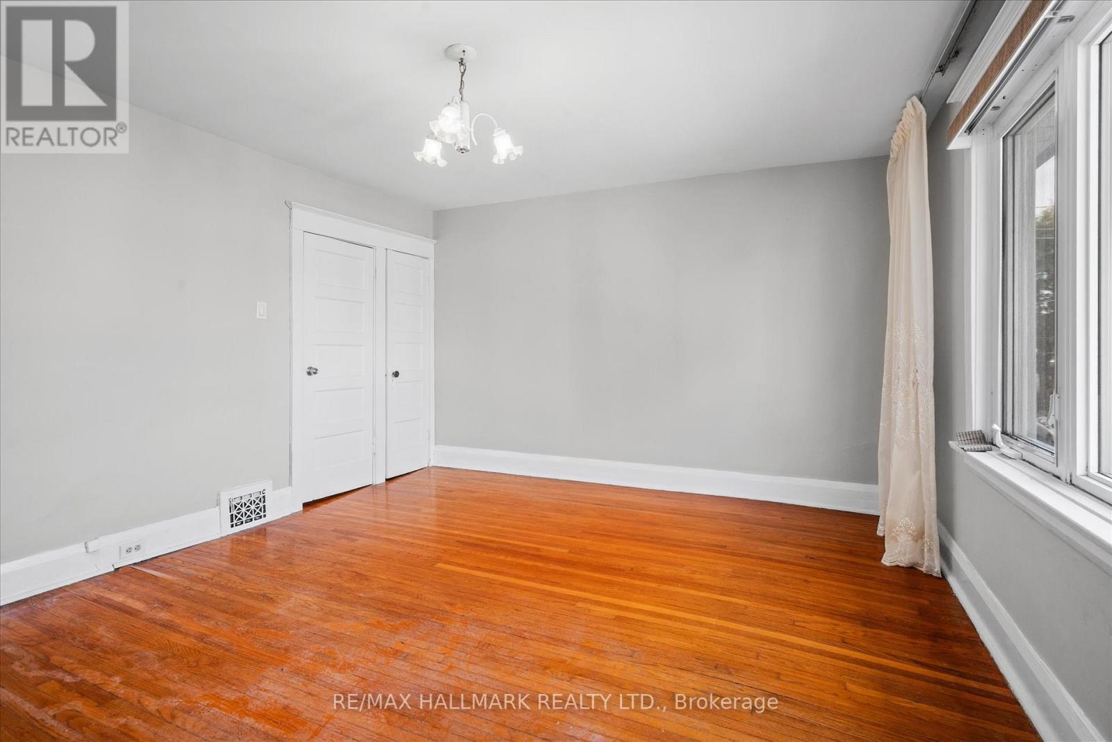 93 Nairn Avenue, Toronto, Ontario  M6E 4G9 - Photo 21 - W12462415