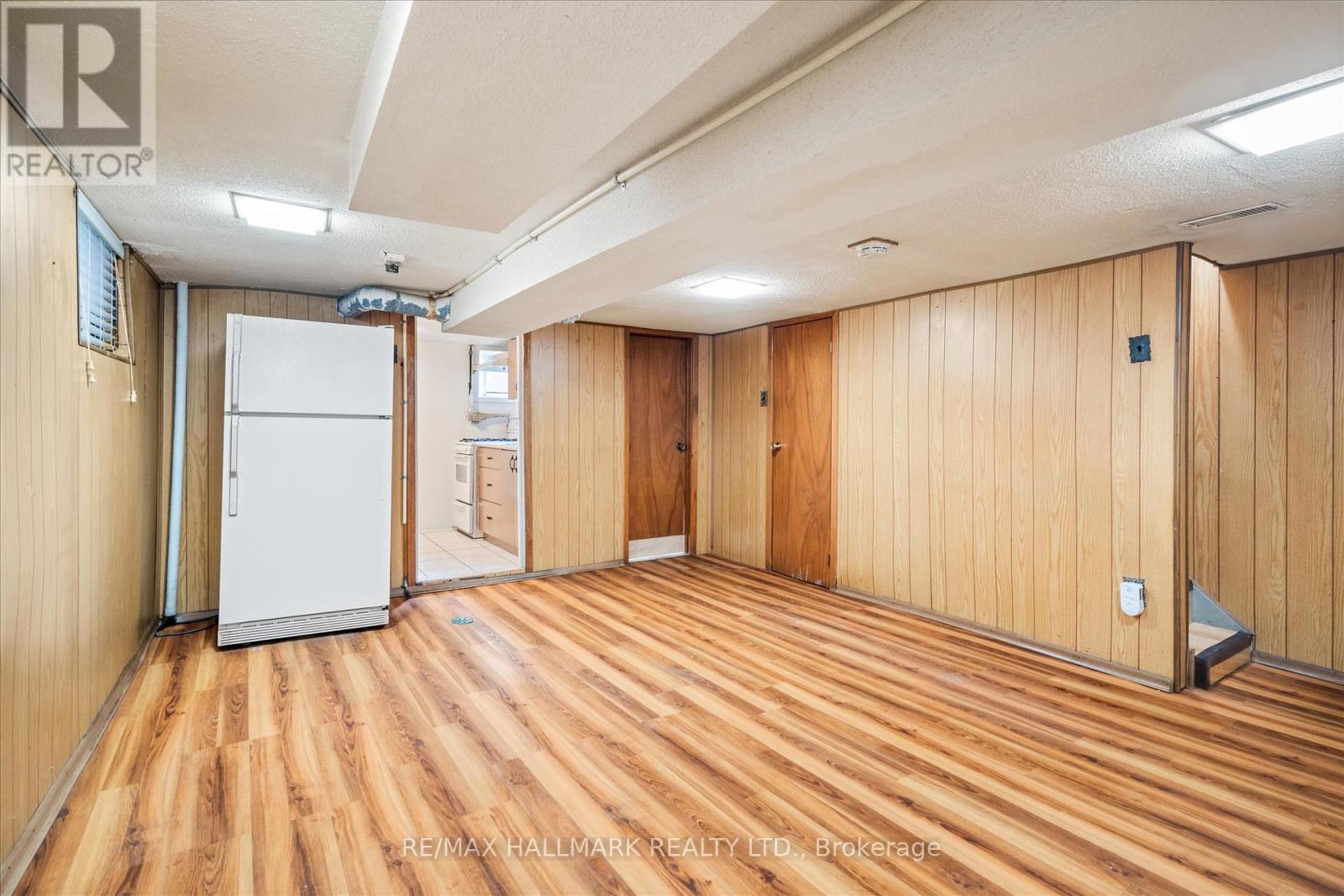 93 Nairn Avenue, Toronto, Ontario  M6E 4G9 - Photo 27 - W12462415