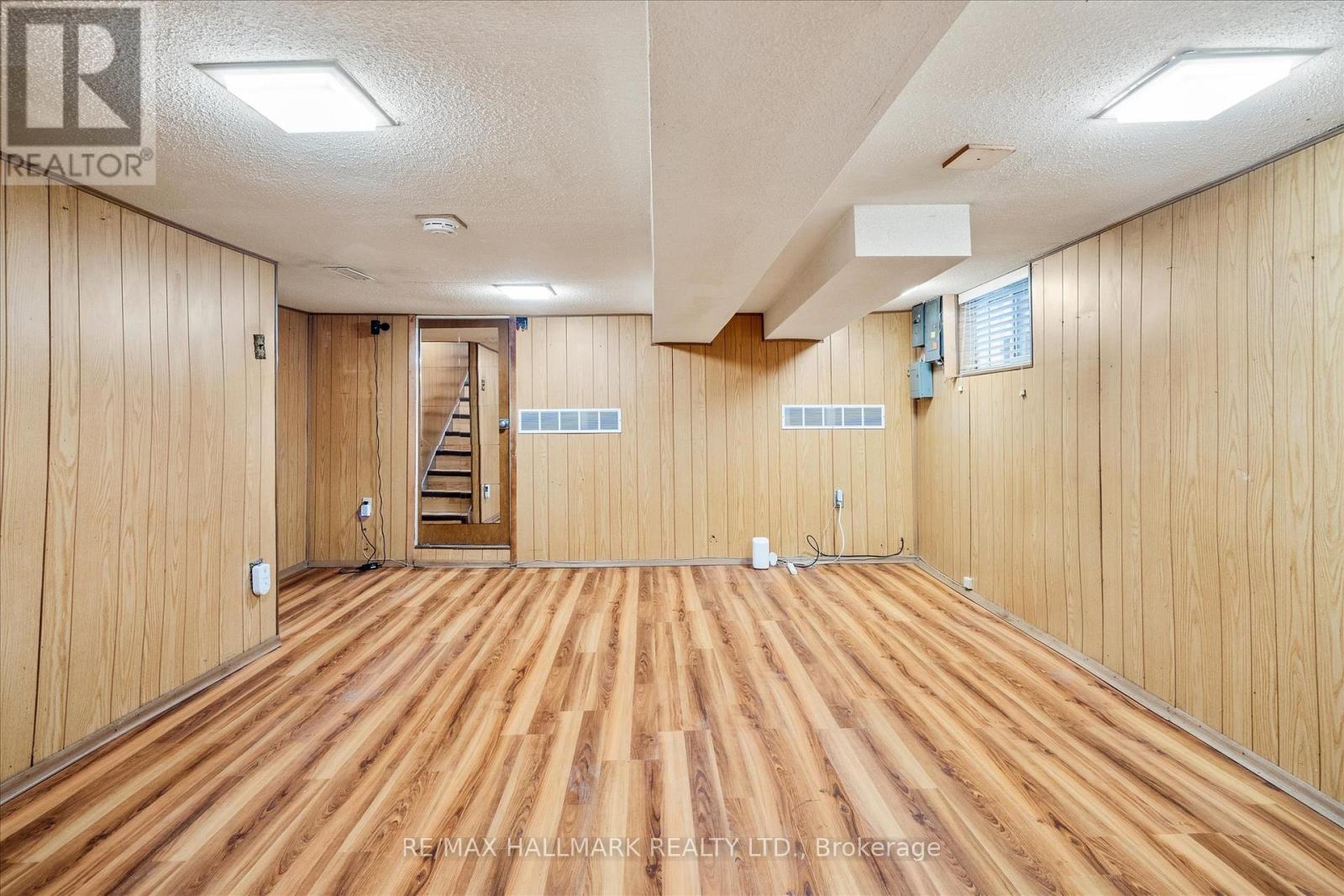 93 Nairn Avenue, Toronto, Ontario  M6E 4G9 - Photo 28 - W12462415