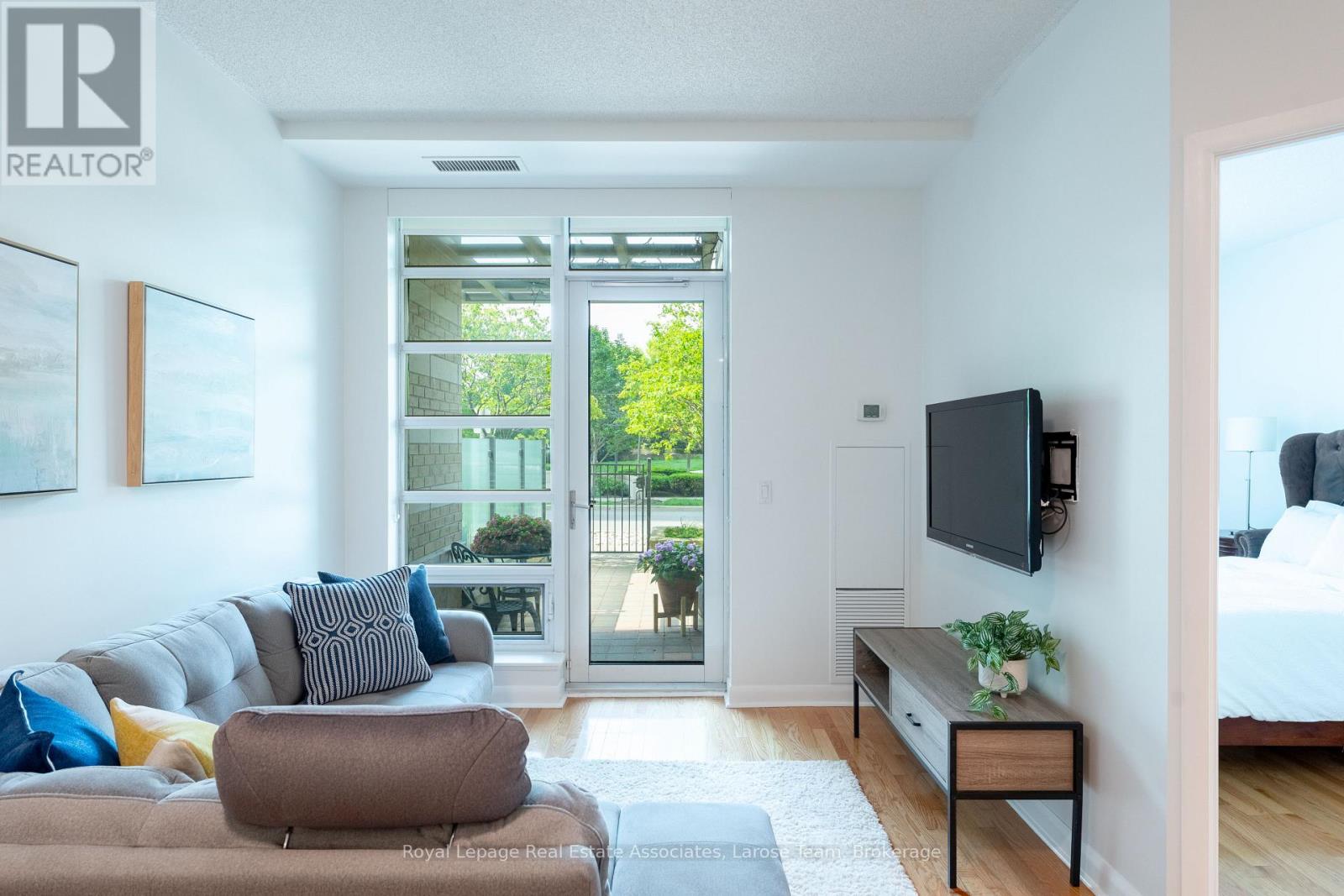 102 - 225 Sherway Gardens Road, Toronto, Ontario  M9C 0A3 - Photo 14 - W12462465