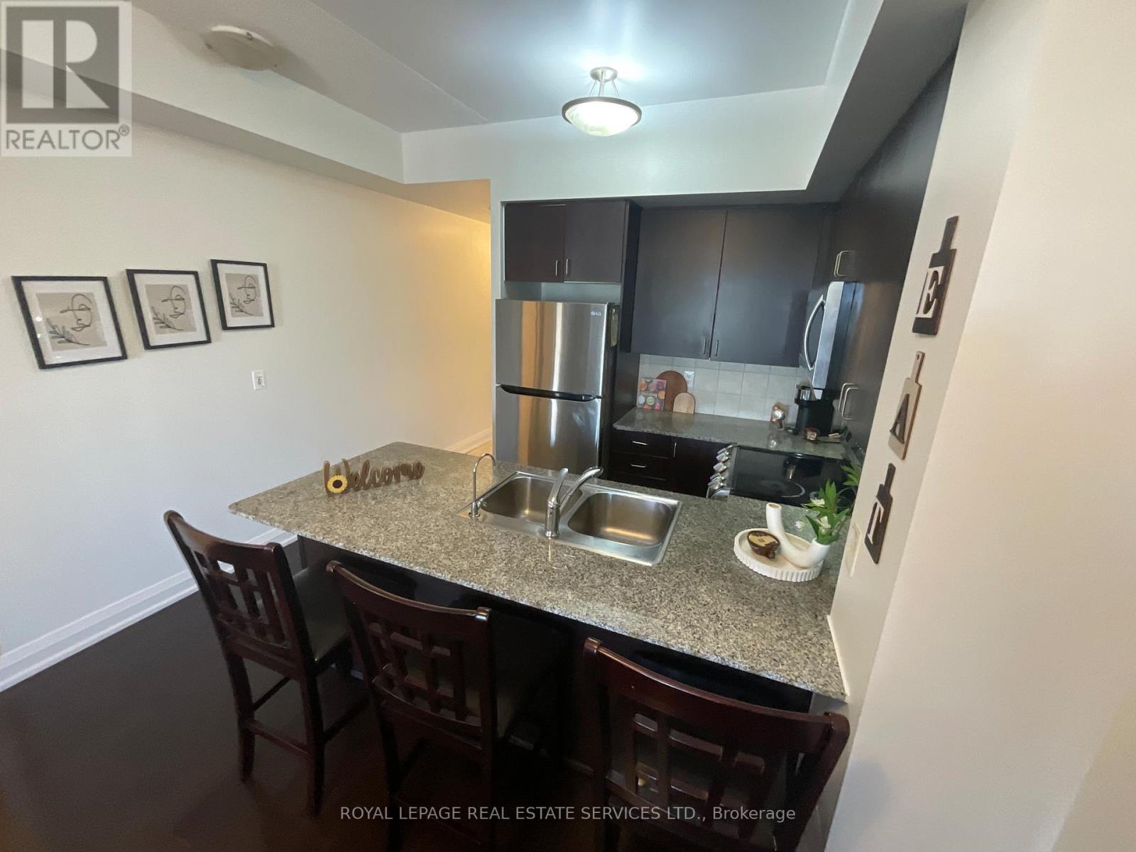 1203 - 55 De Boers Drive, Toronto, Ontario  M3J 0G5 - Photo 14 - W12462467