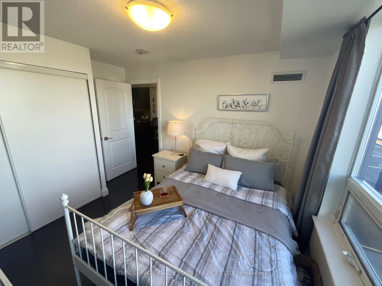 1203 - 55 De Boers Drive, Toronto, Ontario  M3J 0G5 - Photo 17 - W12462467