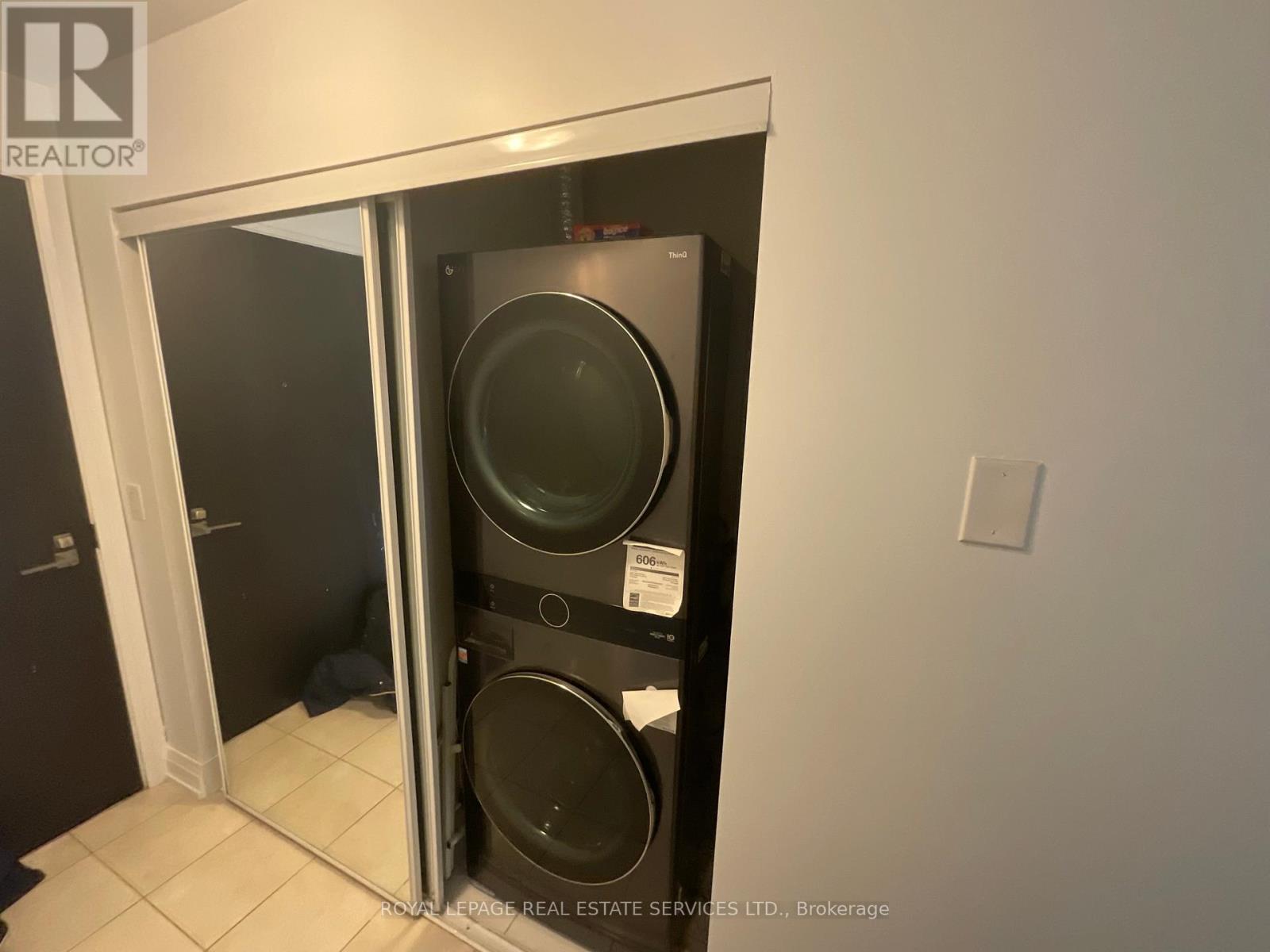 1203 - 55 De Boers Drive, Toronto, Ontario  M3J 0G5 - Photo 20 - W12462467