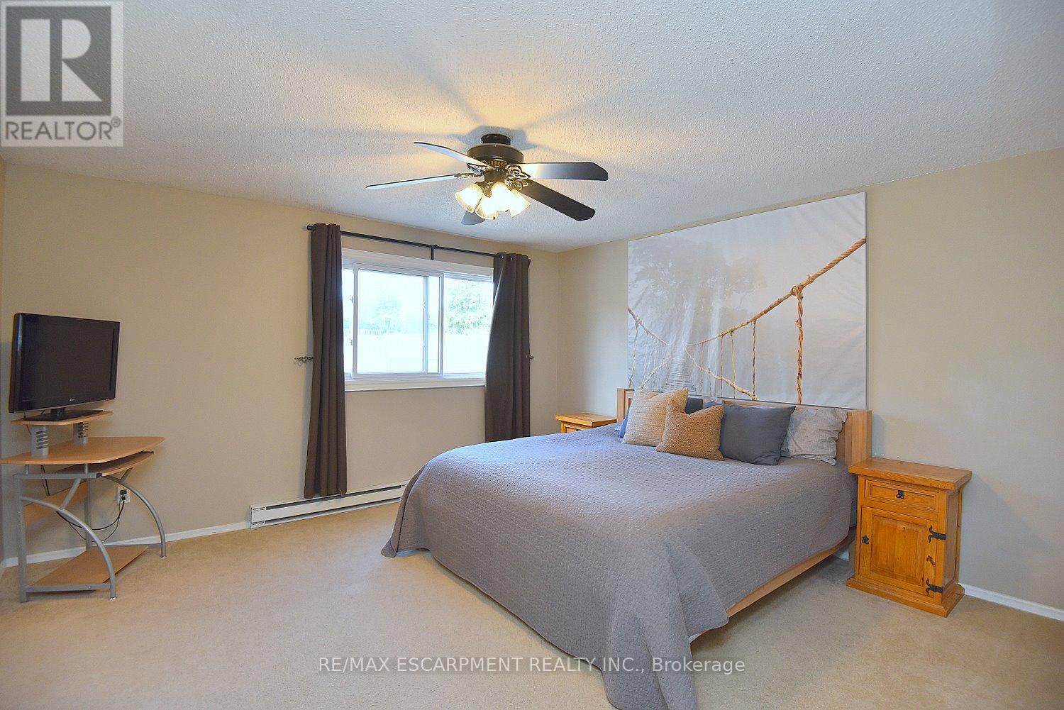 1501 Ester Drive, Burlington, Ontario  L7P 1L5 - Photo 19 - W12462488
