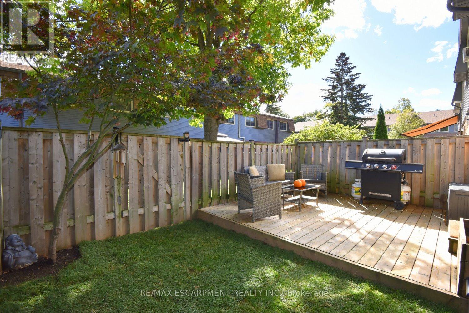 1501 Ester Drive, Burlington, Ontario  L7P 1L5 - Photo 27 - W12462488