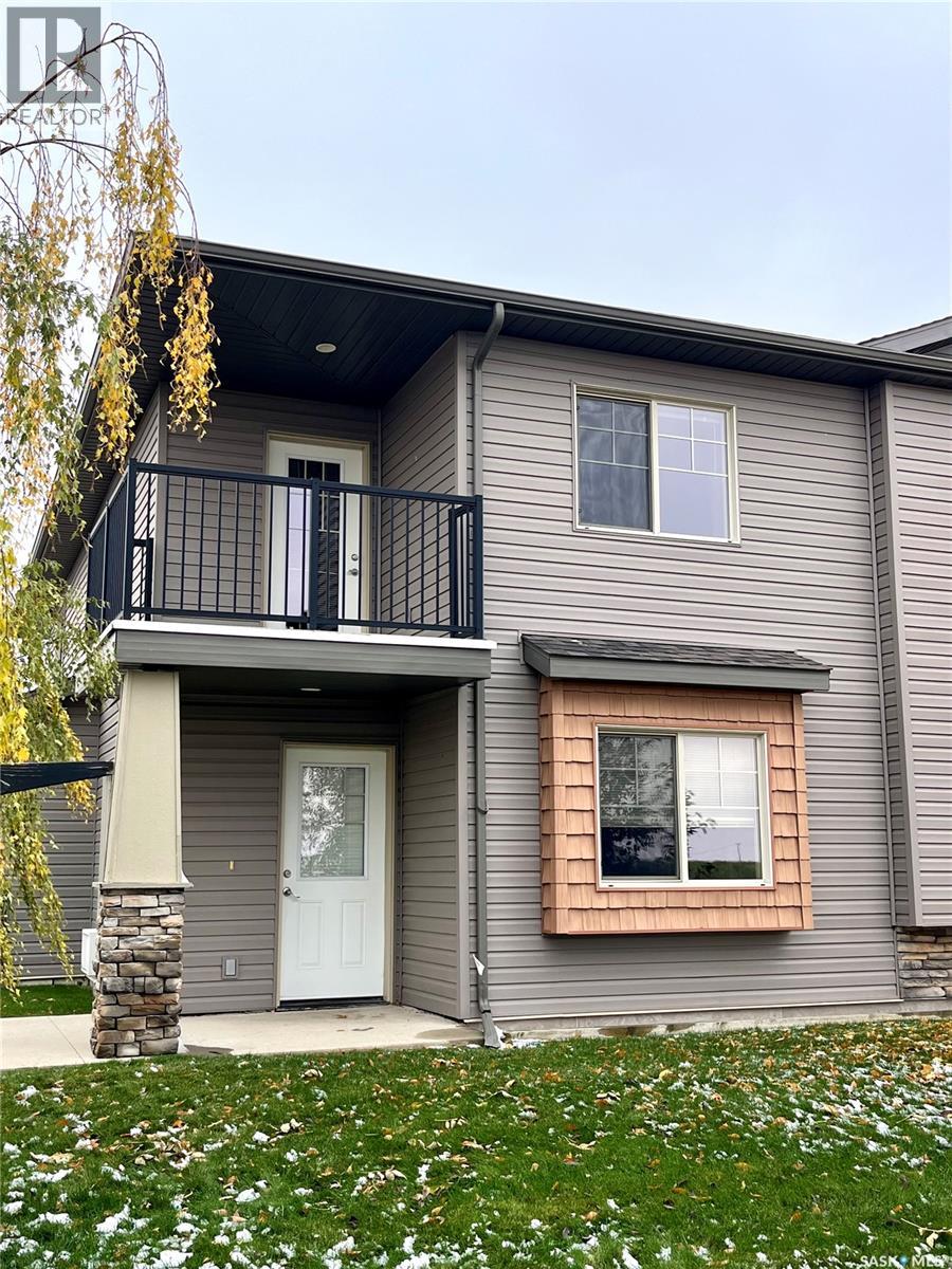 521 700 Battleford Trail, Swift Current, Saskatchewan  S9H 4V9 - Photo 2 - SK020795