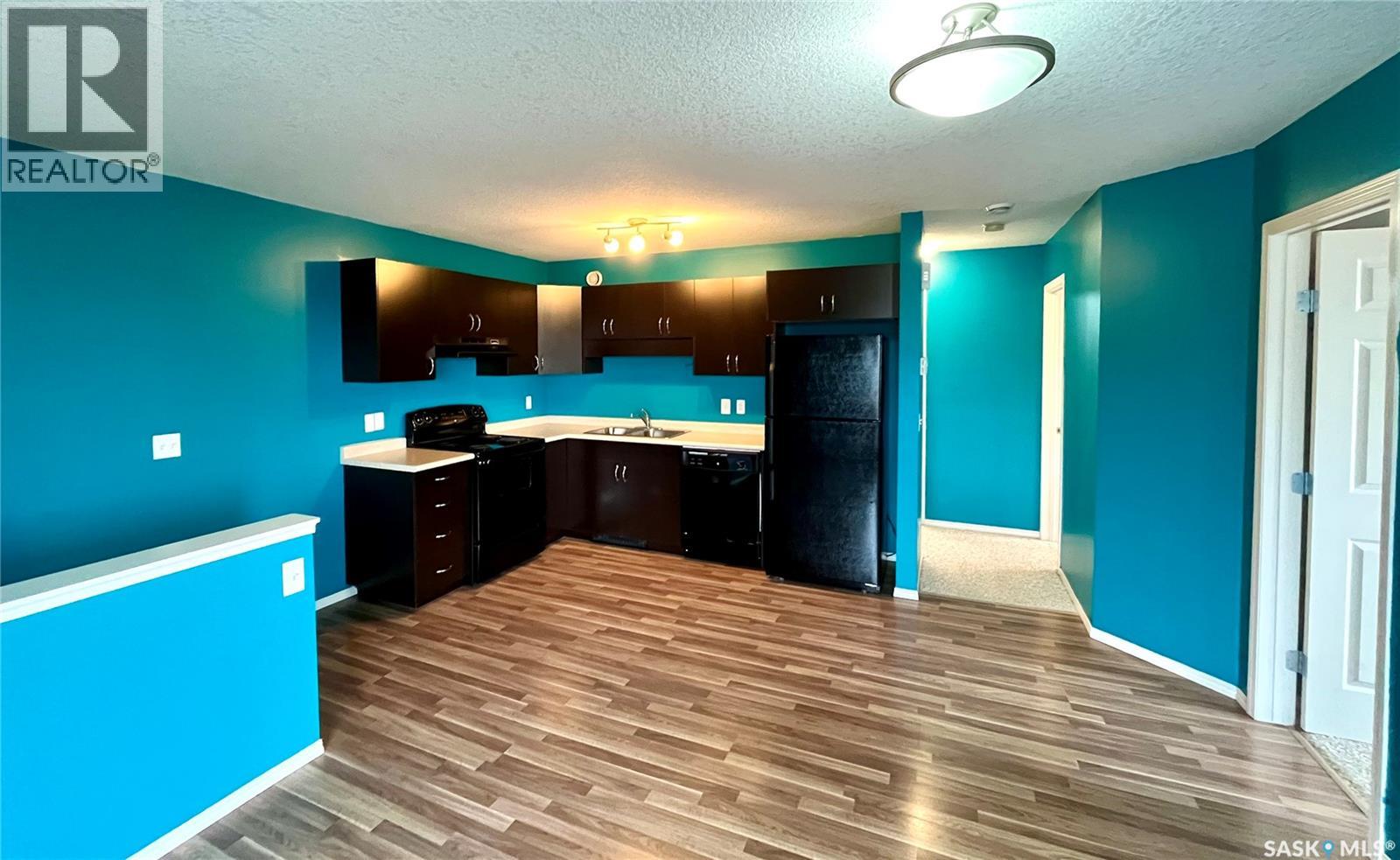 521 700 Battleford Trail, Swift Current, Saskatchewan  S9H 4V9 - Photo 4 - SK020795