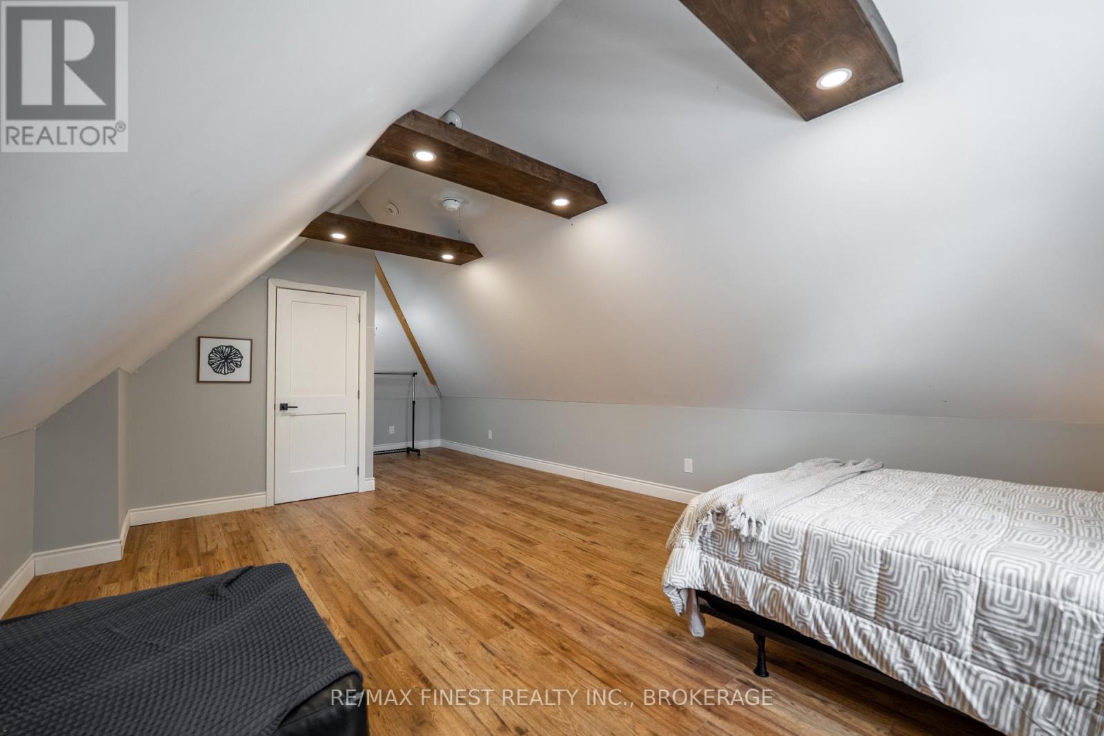 560 Frontenac Street, Kingston, Ontario  K7K 4M2 - Photo 32 - X12461381