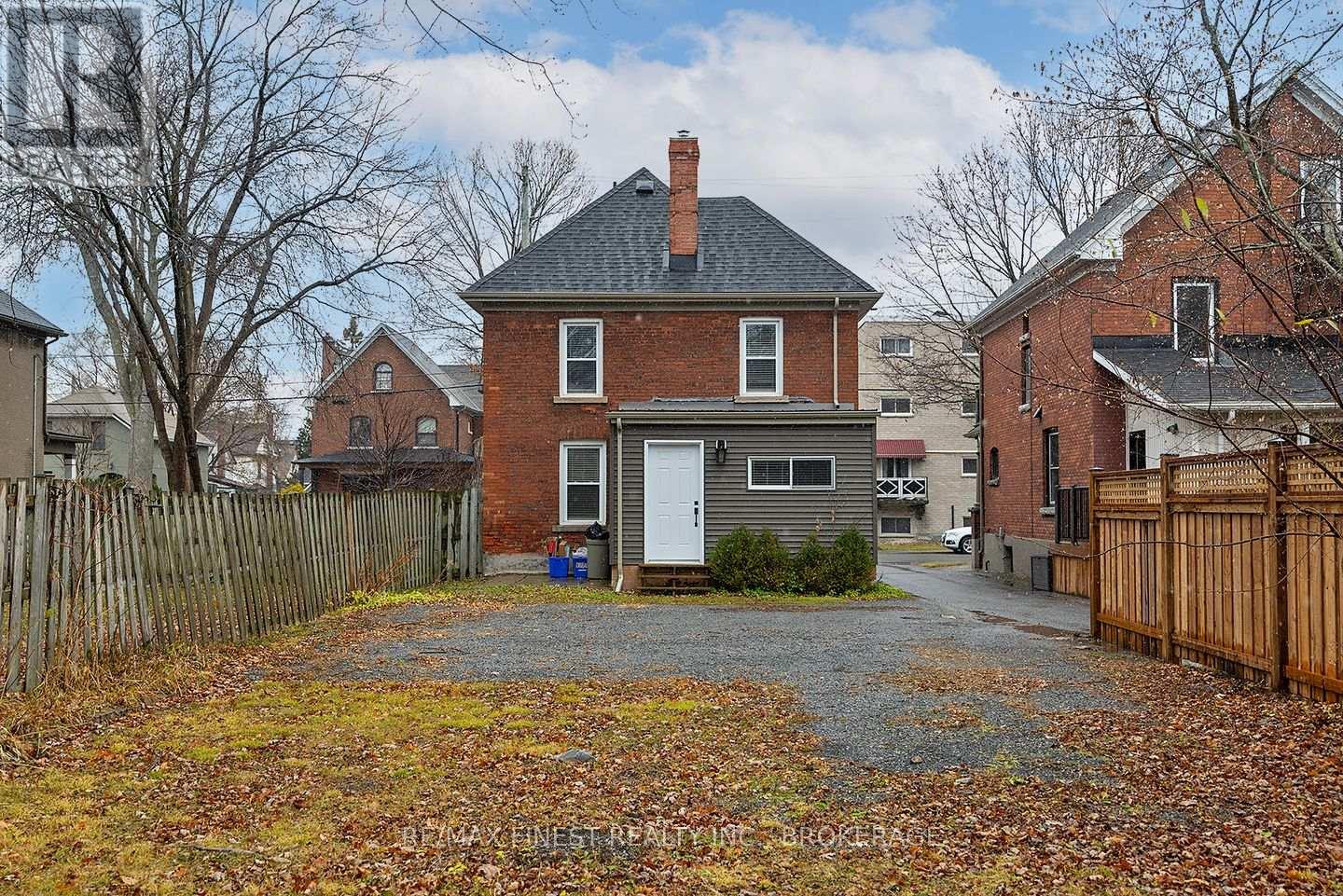 560 Frontenac Street, Kingston, Ontario  K7K 4M2 - Photo 35 - X12461381