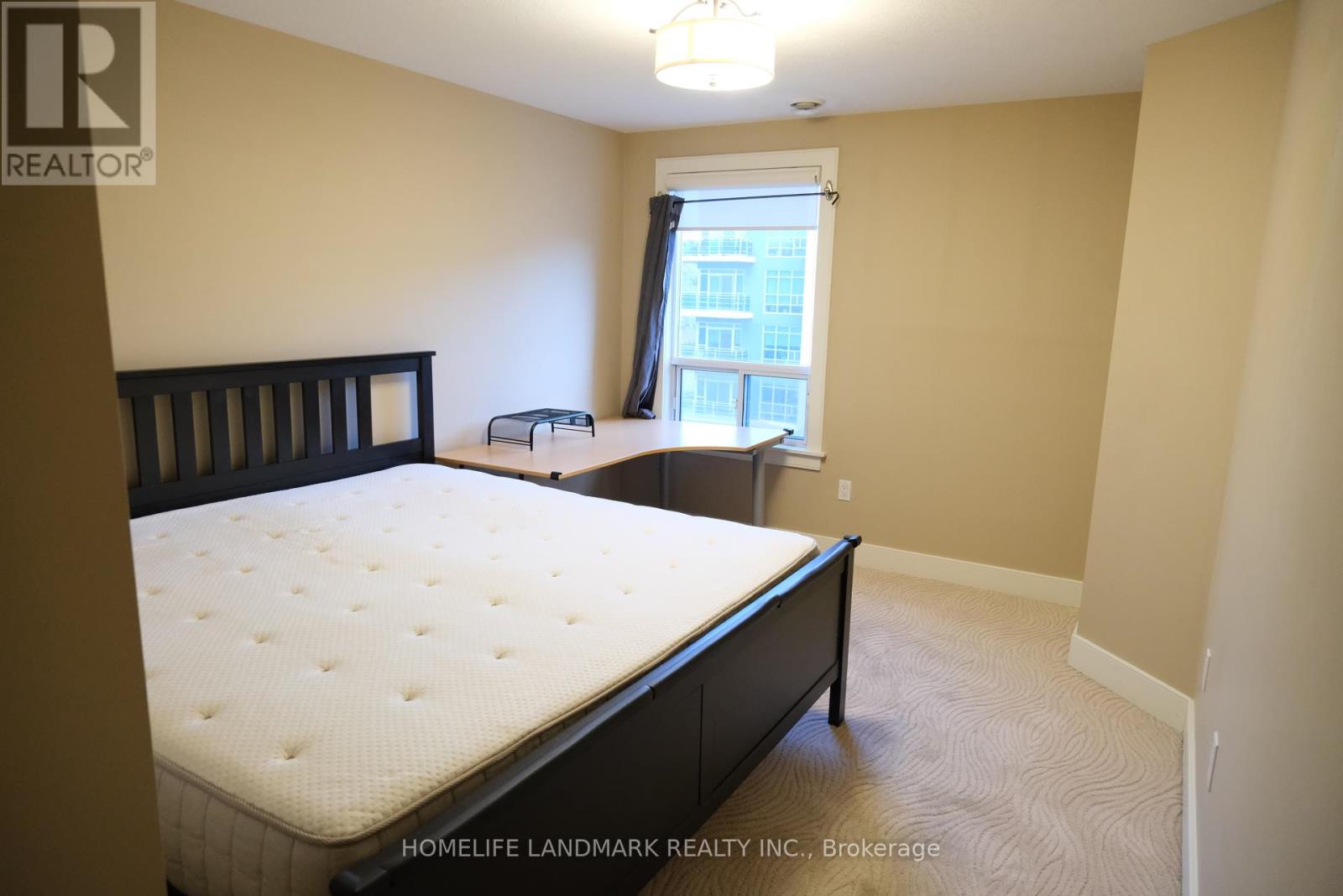 408 - 320 Sugarcreek Trail, London North, Ontario  N6H 0G3 - Photo 11 - X12462453