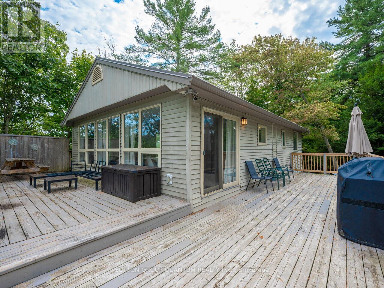 8 - 1006 Youngs Road, Muskoka Lakes, Ontario  P0B 1J0 - Photo 34 - X12462462
