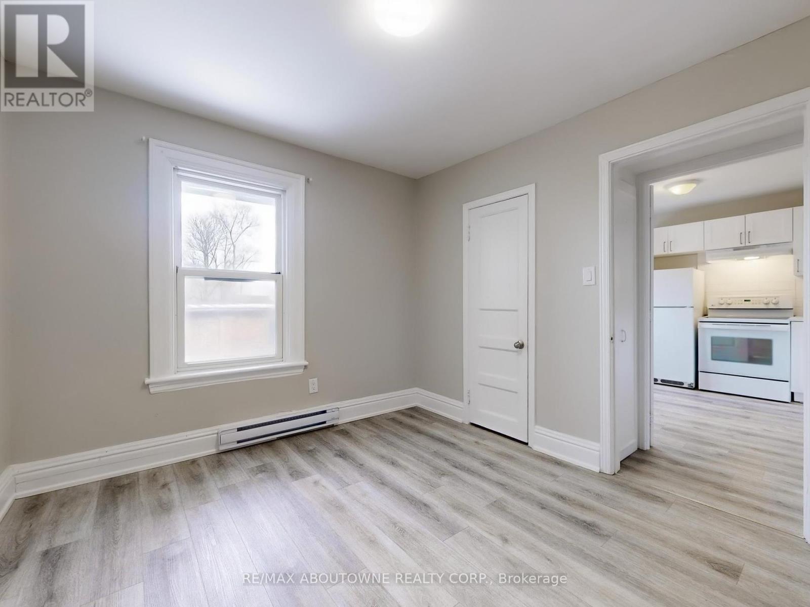 2 - 67 Aikman Avenue, Hamilton, Ontario  L8M 1P8 - Photo 4 - X12462481