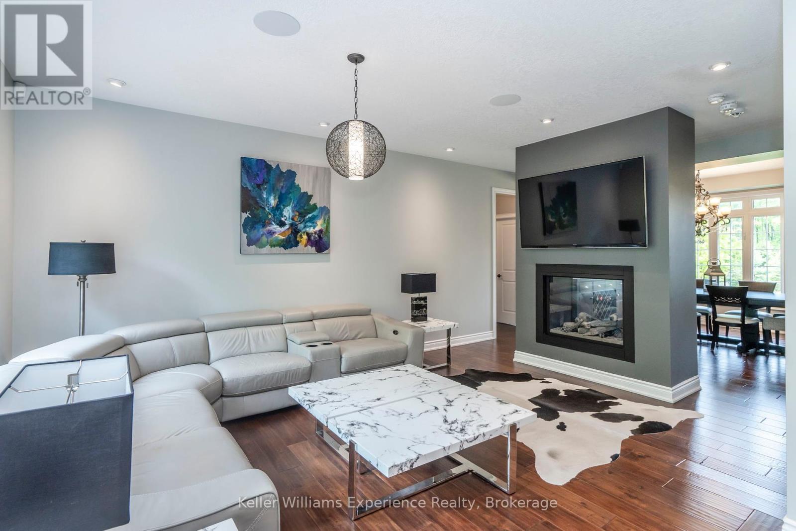 1 Topaz Court, Oro-Medonte, Ontario  L0L 2E0 - Photo 12 - S12462669