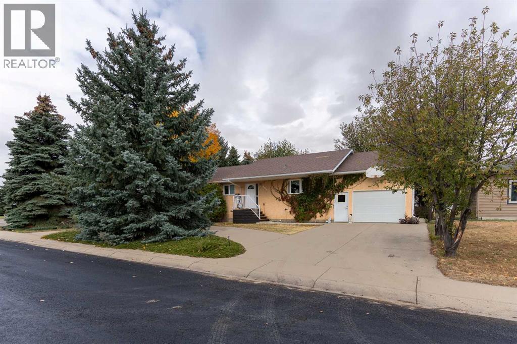 503 6 Avenue, Warner, Alberta  T0K 2L0 - Photo 1 - A2261942