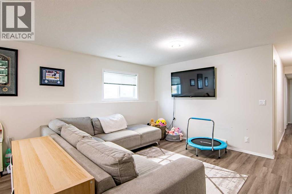 53 Duval Crescent, Red Deer, Alberta  T4R 2Y6 - Photo 22 - A2264156