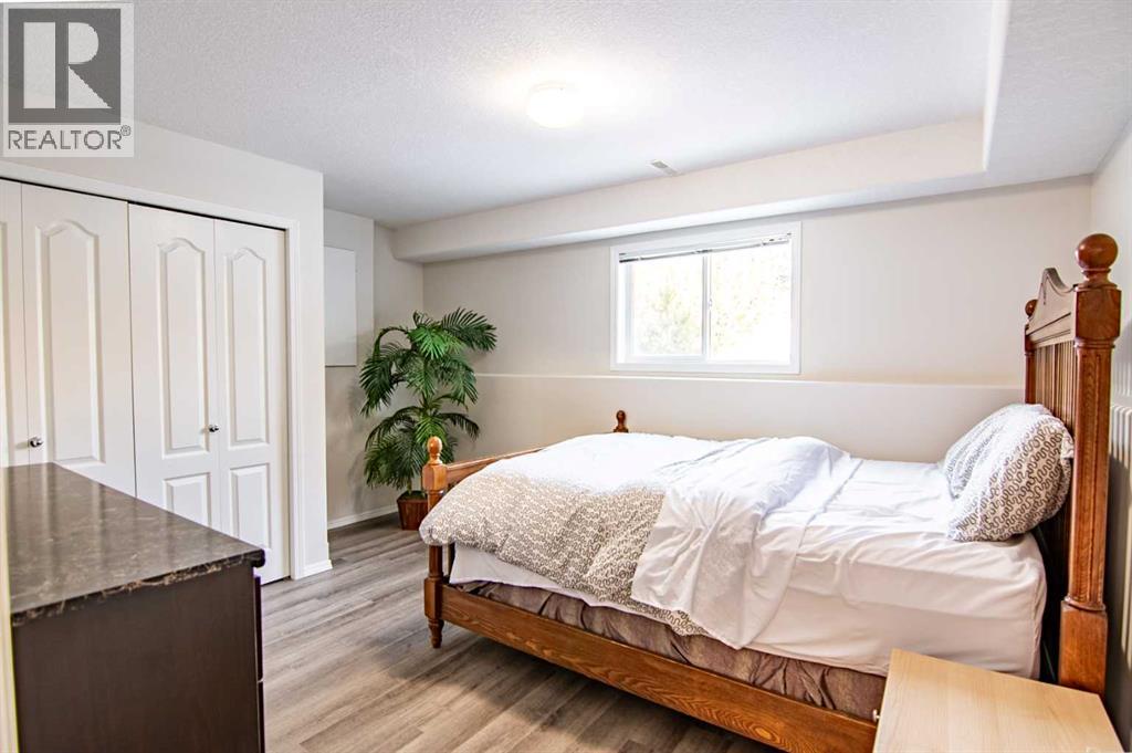 53 Duval Crescent, Red Deer, Alberta  T4R 2Y6 - Photo 24 - A2264156