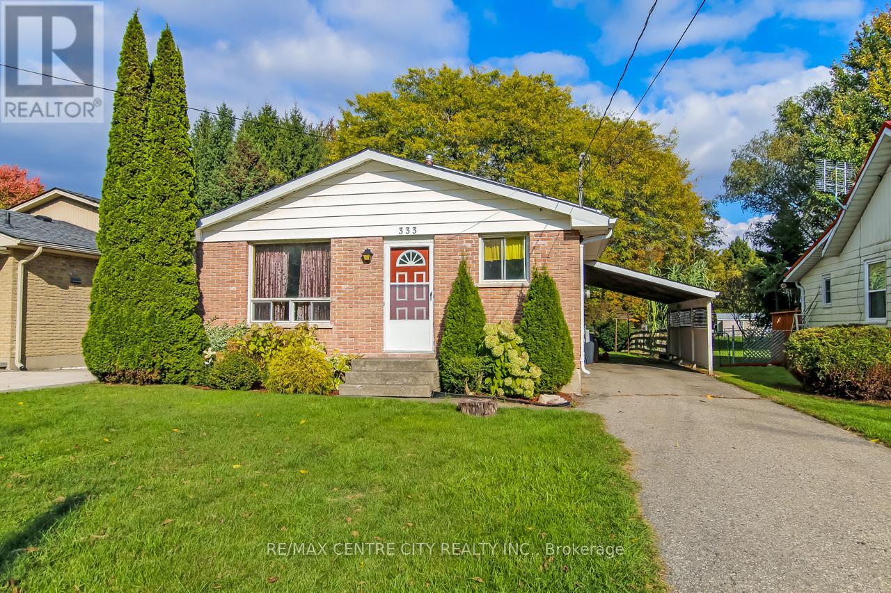 333 Catherine Street, Central Elgin, Ontario  N5L 1B5 - Photo 1 - X12462628