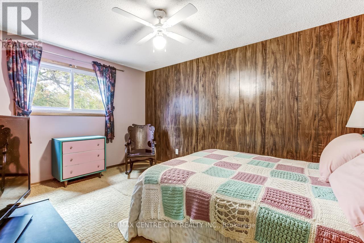333 Catherine Street, Central Elgin, Ontario  N5L 1B5 - Photo 12 - X12462628