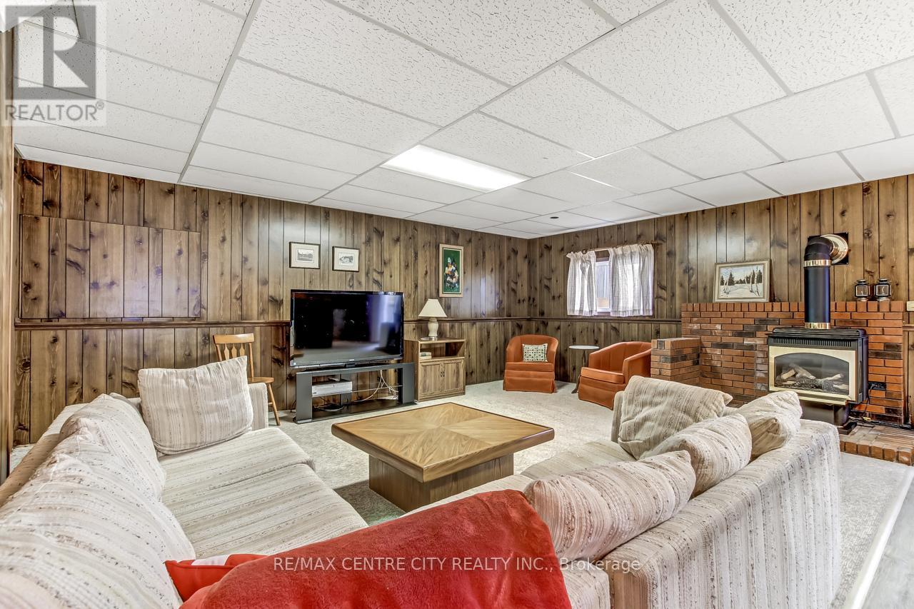 333 Catherine Street, Central Elgin, Ontario  N5L 1B5 - Photo 17 - X12462628