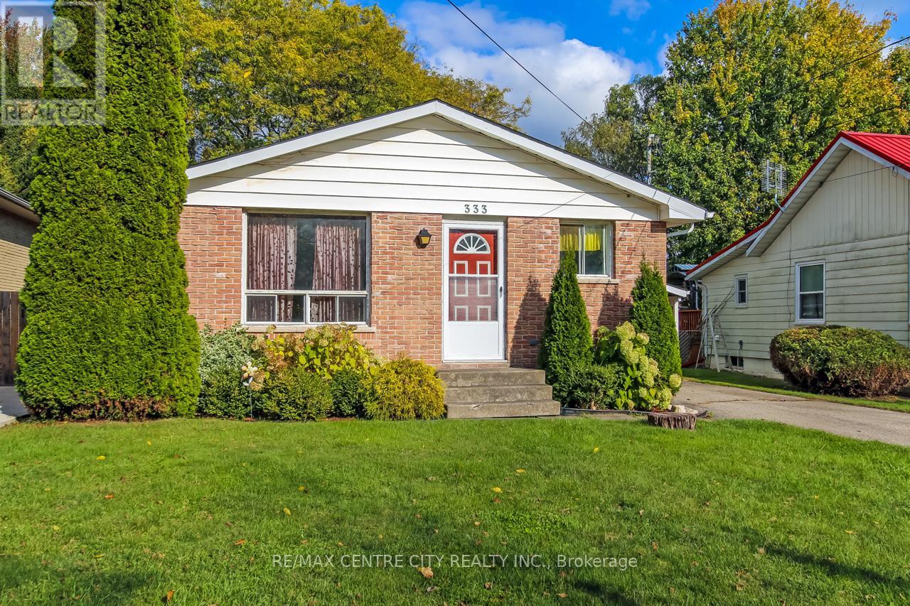 333 Catherine Street, Central Elgin, Ontario  N5L 1B5 - Photo 34 - X12462628