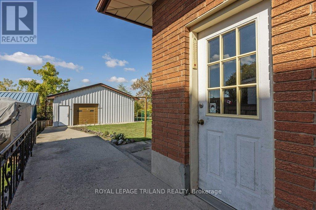 66 Park Avenue, St. Thomas, Ontario  N5R 4W1 - Photo 37 - X12462632