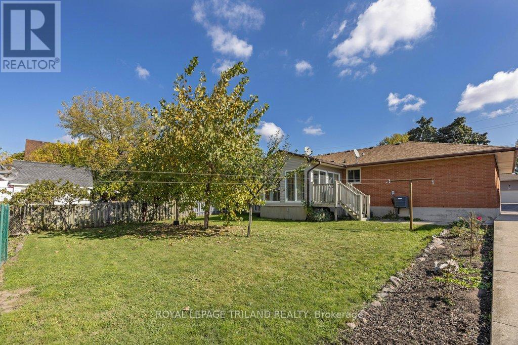 66 Park Avenue, St. Thomas, Ontario  N5R 4W1 - Photo 39 - X12462632