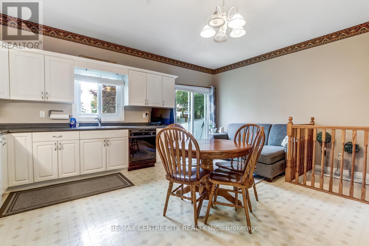 45 Mary Street E, St. Thomas, Ontario  N5R 2V7 - Photo 12 - X12462643