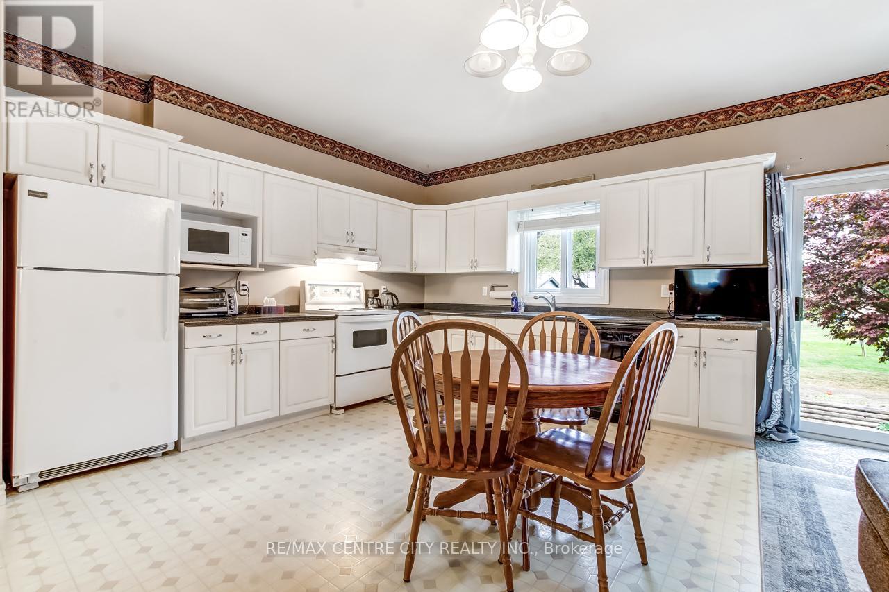 45 Mary Street E, St. Thomas, Ontario  N5R 2V7 - Photo 13 - X12462643