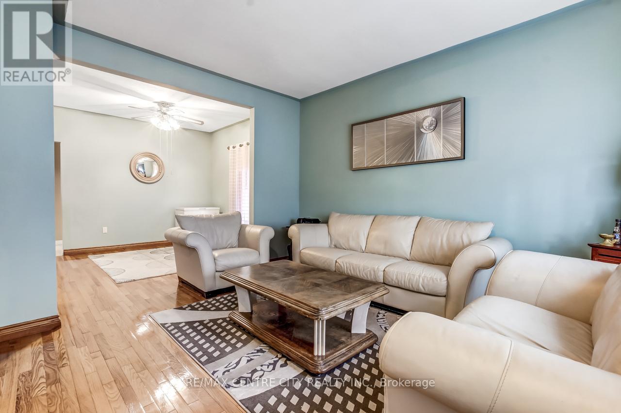 45 Mary Street E, St. Thomas, Ontario  N5R 2V7 - Photo 5 - X12462643