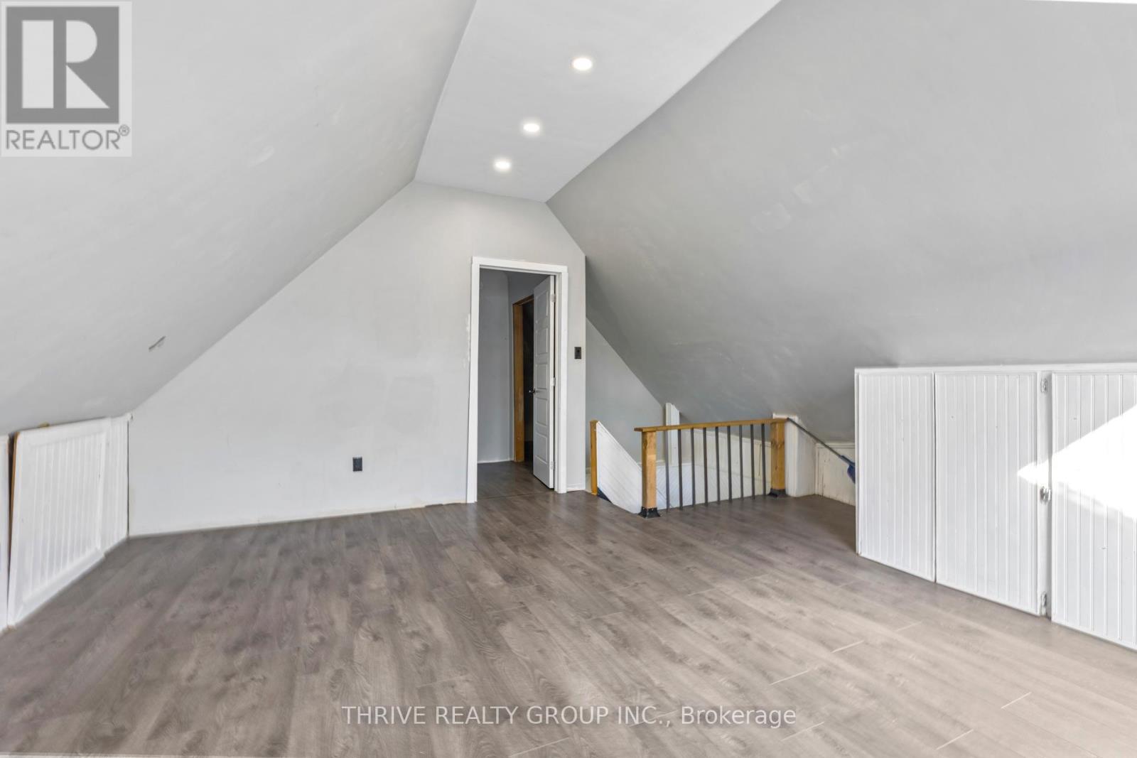 11 Forest Avenue, St. Thomas, Ontario  N5R 2J1 - Photo 19 - X12462658