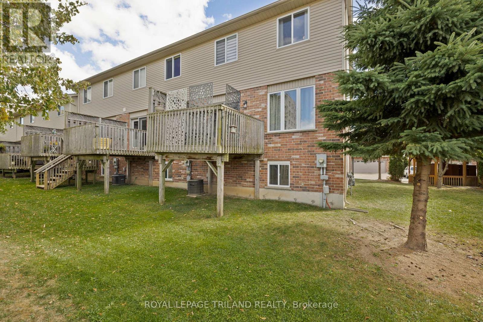 39 - 1625 Purser Street, London East, Ontario  N5V 0A7 - Photo 35 - X12462679
