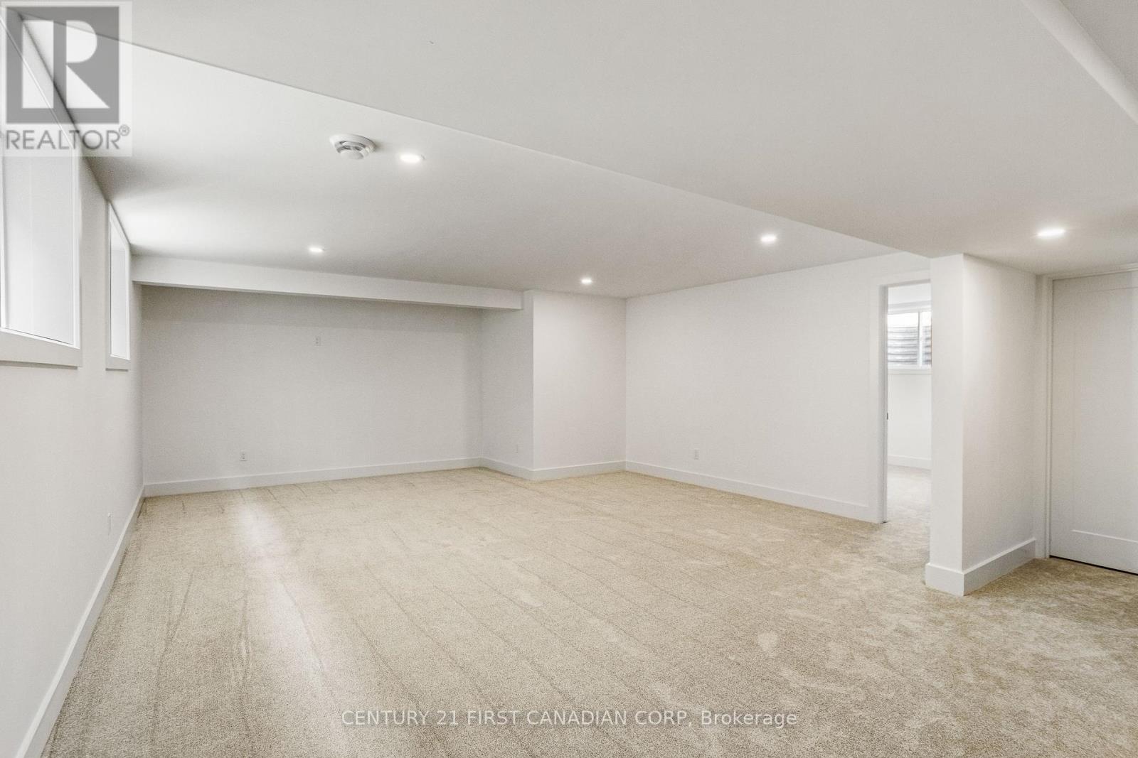 3871 Big Leaf Trail, London South, Ontario  N6P 1H5 - Photo 38 - X12462709