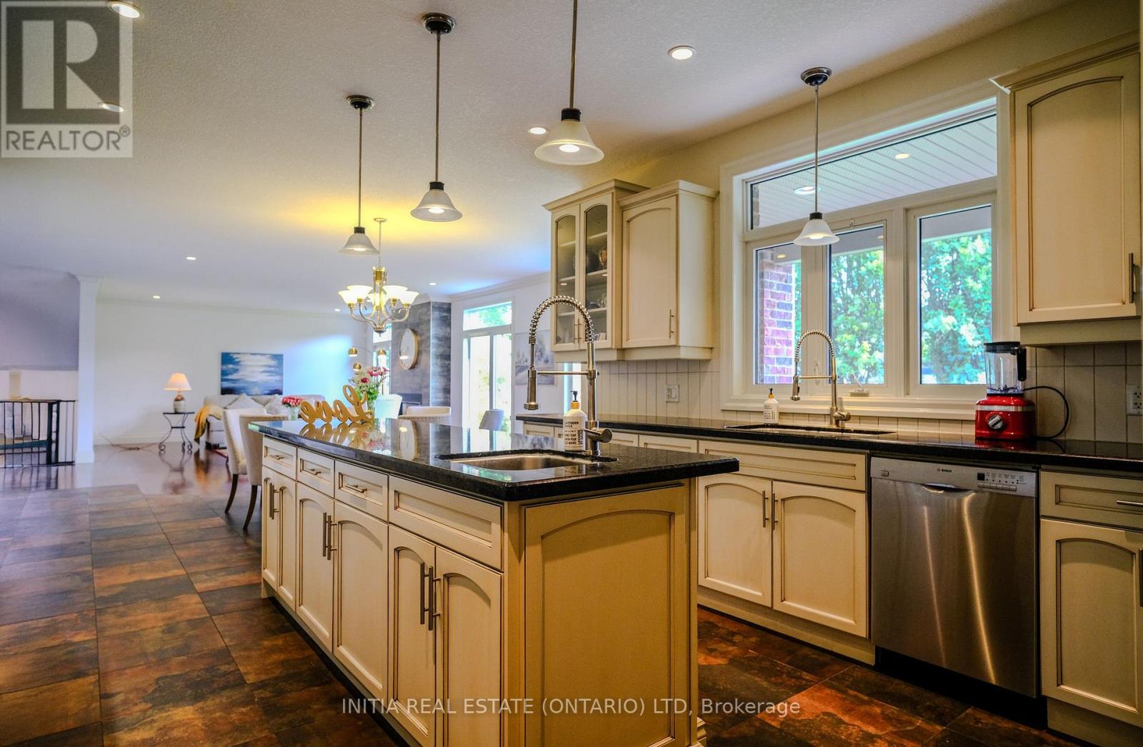 1615 Wickerson Gate, London South, Ontario  N6K 0C3 - Photo 15 - X12462718