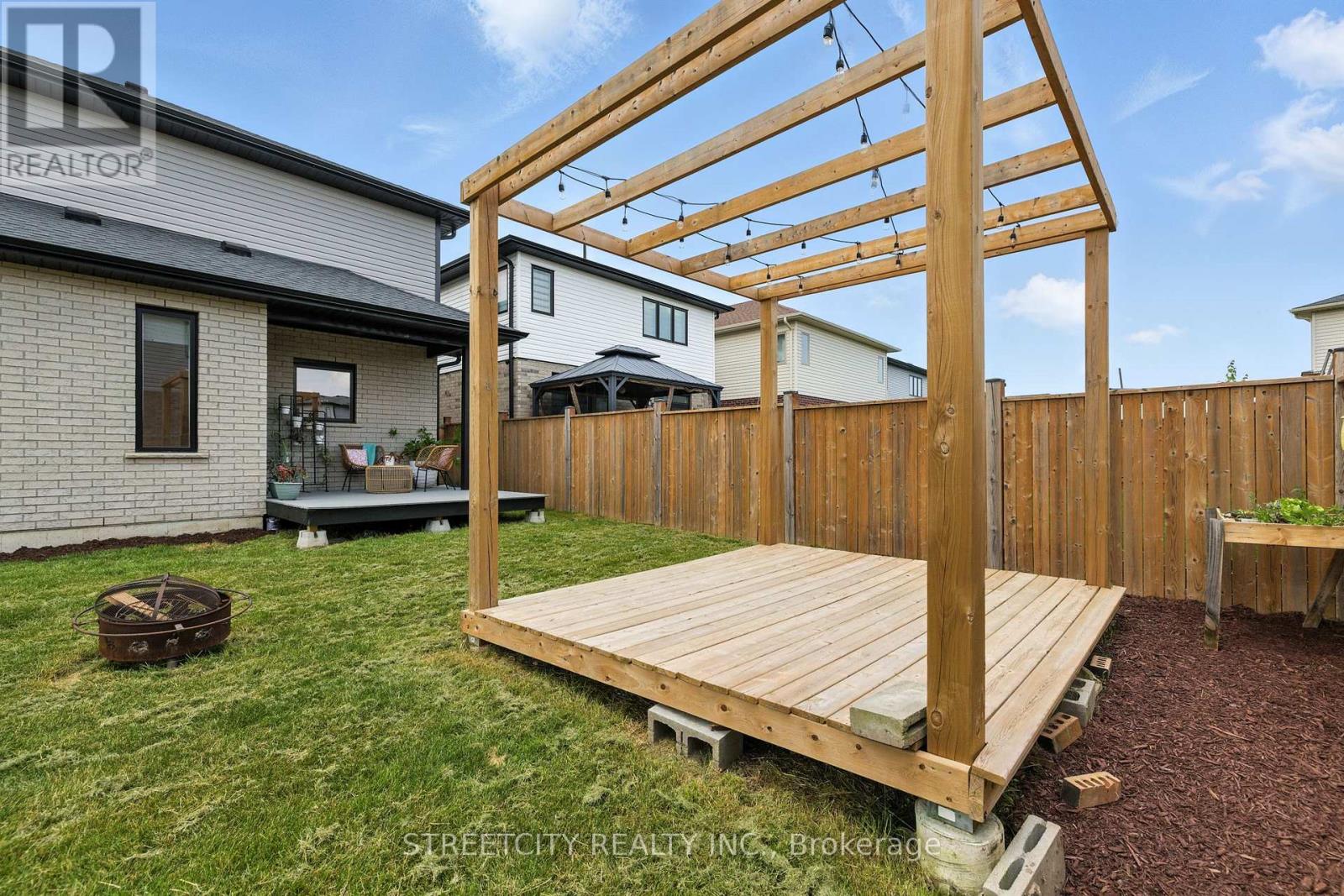 1616 Henrica Avenue, London North, Ontario  N6G 0Y1 - Photo 37 - X12462749