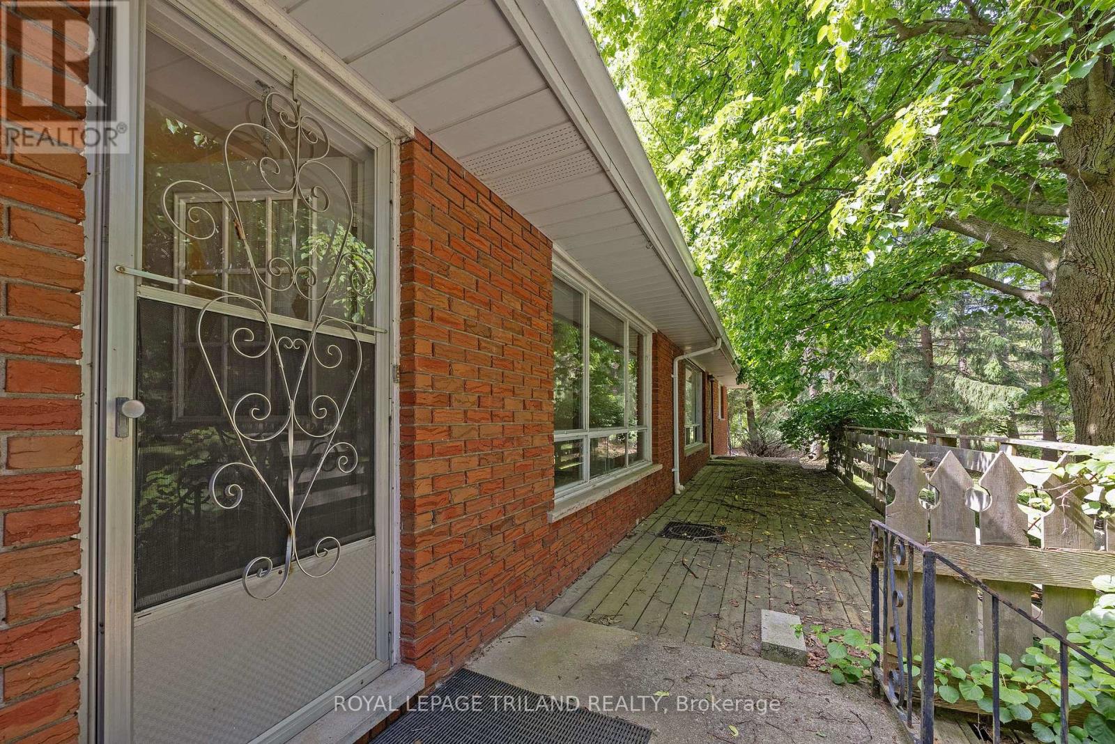 39339 Bush Line, St. Thomas, Ontario  N5P 3S9 - Photo 19 - X12462753