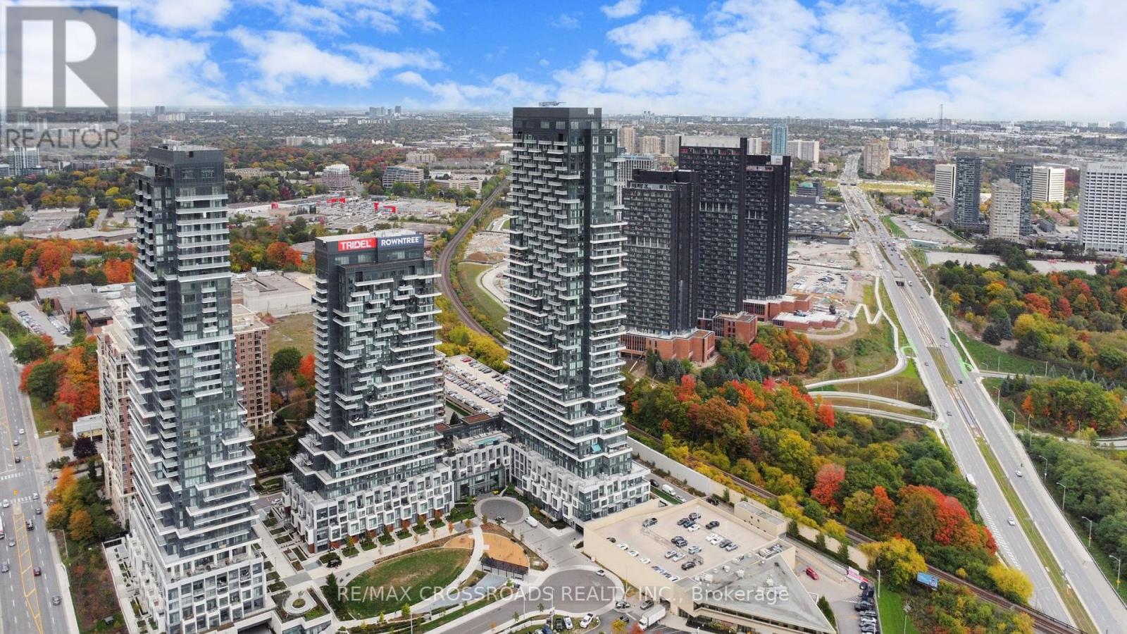 4210 - 30 INN ON THE PARK DRIVE, Toronto, Ontario