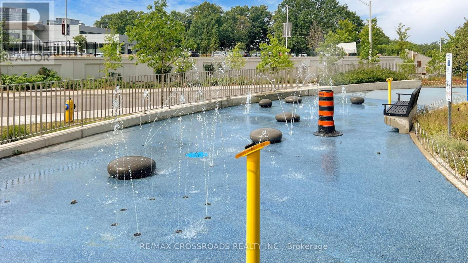4210 - 30 Inn On The Park Drive, Toronto, Ontario  M3C 0P7 - Photo 39 - C12462493
