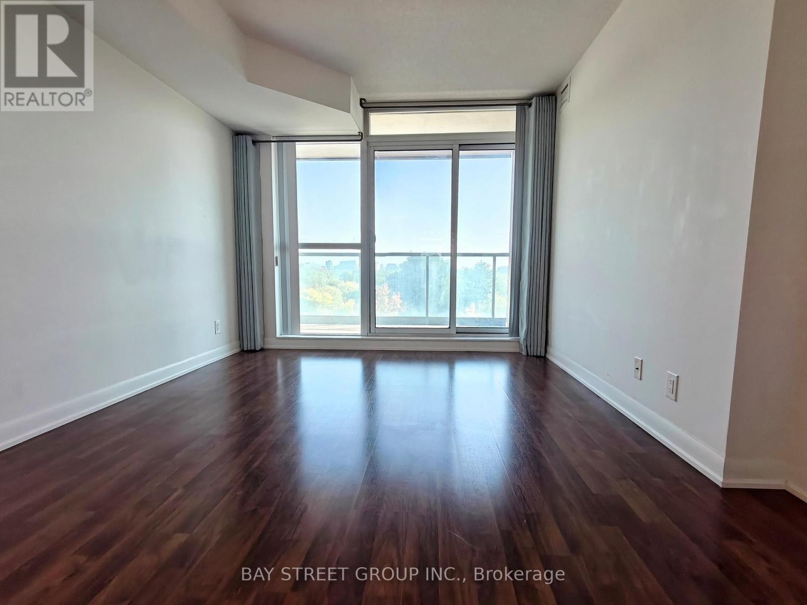 810 - 17 Anndale Drive, Toronto, Ontario  M2N 2W7 - Photo 13 - C12462511