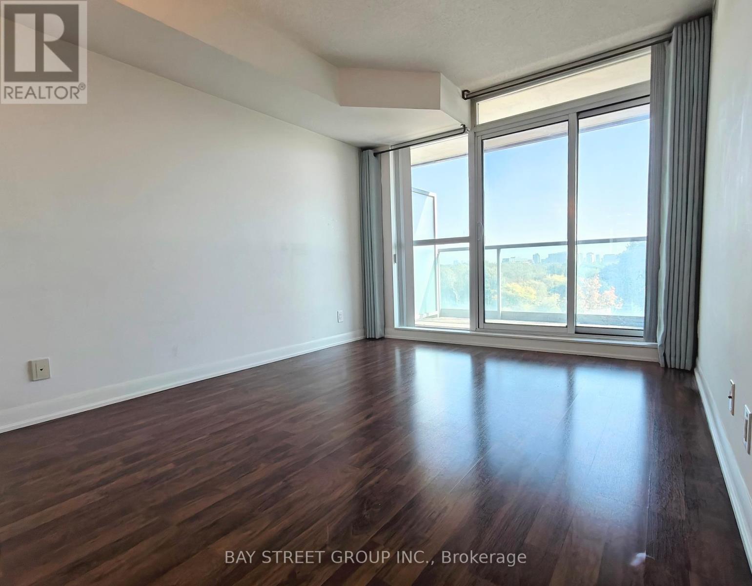 810 - 17 Anndale Drive, Toronto, Ontario  M2N 2W7 - Photo 14 - C12462511