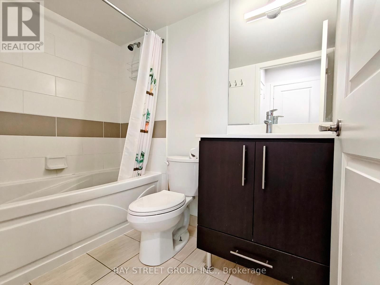 810 - 17 Anndale Drive, Toronto, Ontario  M2N 2W7 - Photo 21 - C12462511