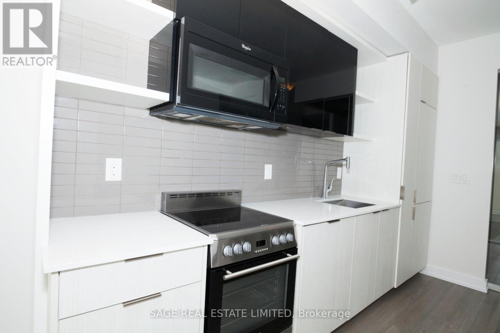 407 - 6 Parkwood Avenue, Toronto, Ontario  M4V 0A3 - Photo 6 - C12462522