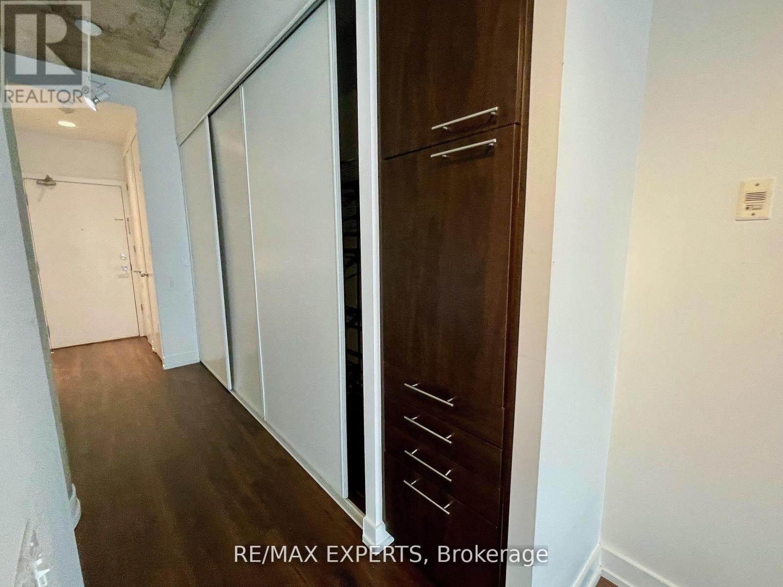 405 - 66 Portland Street, Toronto, Ontario  M5V 2M6 - Photo 6 - C12462569
